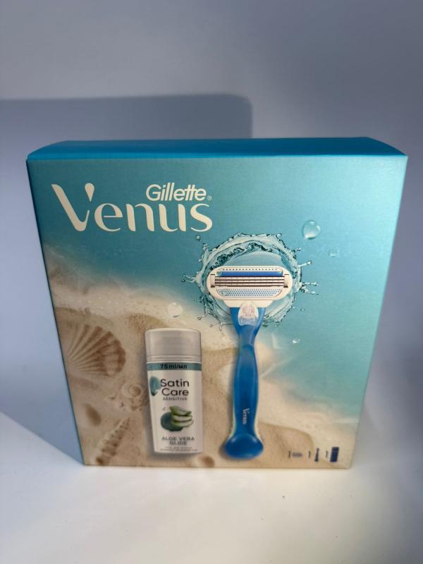 ПН VENUS Бритва с 1 сменной кассетой+SATIN CARE Гель Д/бритья женский Д/чувств кожи 75мл